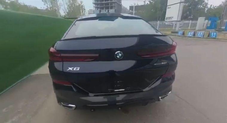 BMW X6,  - вид 3