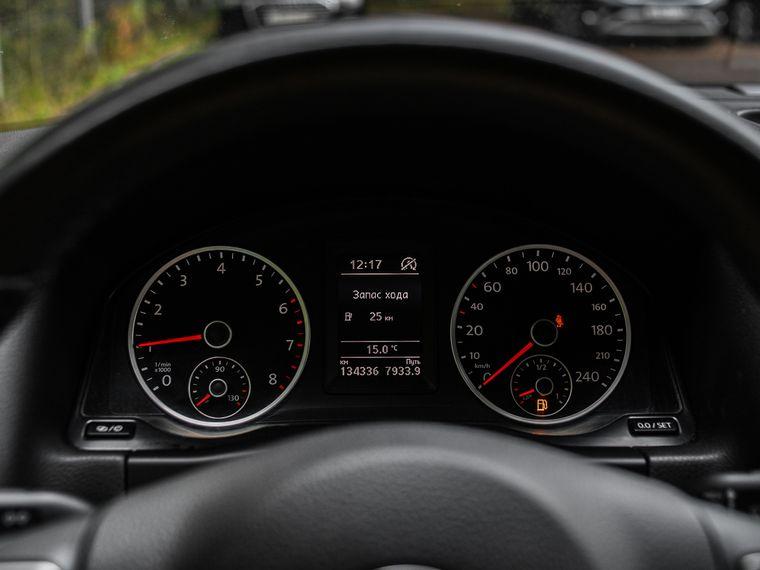 Volkswagen Tiguan,  - вид 4