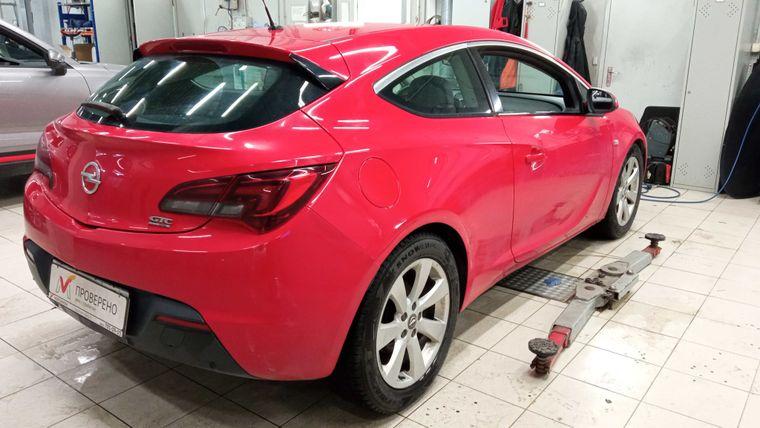 Opel Astra GTC, 2011 - вид 2
