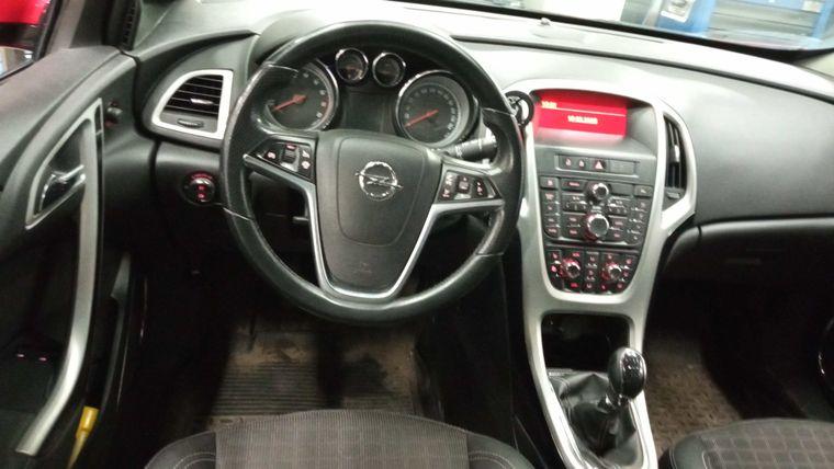 Opel Astra GTC, 2011 - вид 4