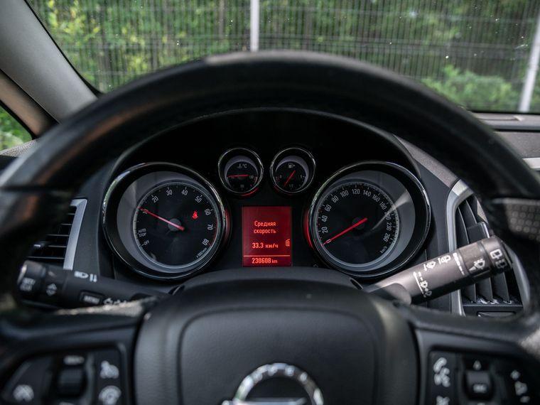 Opel Astra GTC, 2011 - вид 4