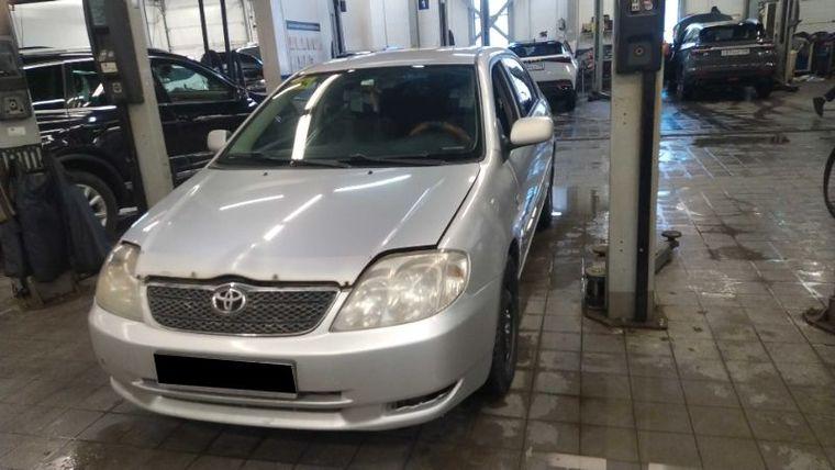 Toyota Corolla 2004 года, 470 650 км - вид 1