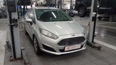 Ford Fiesta 2016 года, 80 983 км - вид 1