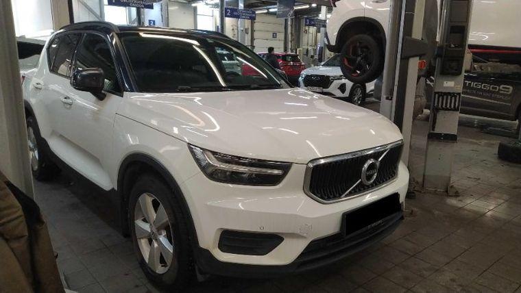 Volvo XC40 2019 года, 121 897 км - вид 2