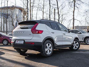 Volvo XC40 2019 года, 121 897 км - вид 2