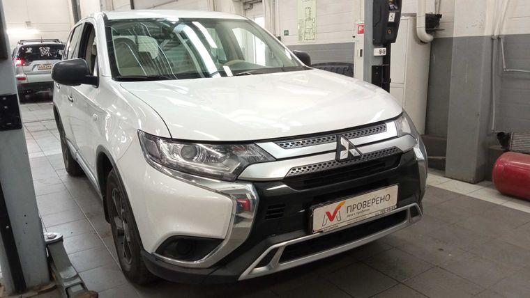 Mitsubishi Outlander, 2021 - вид 1