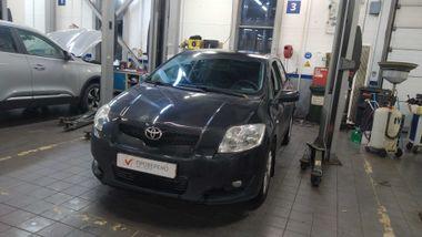 Toyota Auris 2008 года, 160 507 км - вид 1