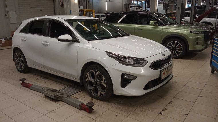 Kia Ceed 2021 года, 121 039 км - вид 1