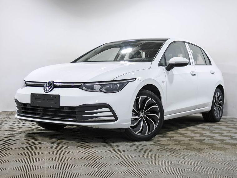Volkswagen Golf, 2024