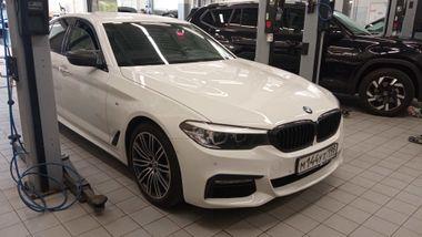 BMW 5 серия 2018 года, 153 509 км - вид 2