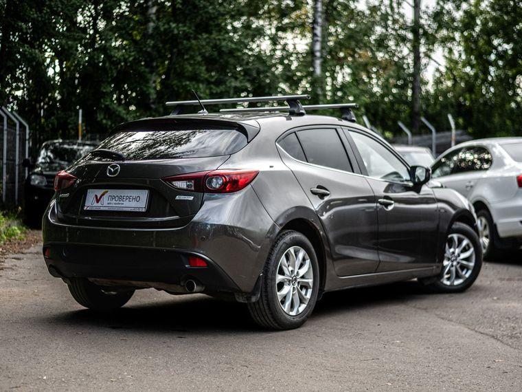 Mazda 3,  - вид 1