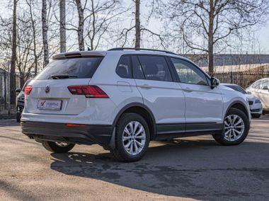 Volkswagen Tiguan 2020 года, 111 850 км - вид 2