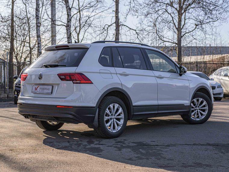 Volkswagen Tiguan 2020 года, 111 850 км - вид 2