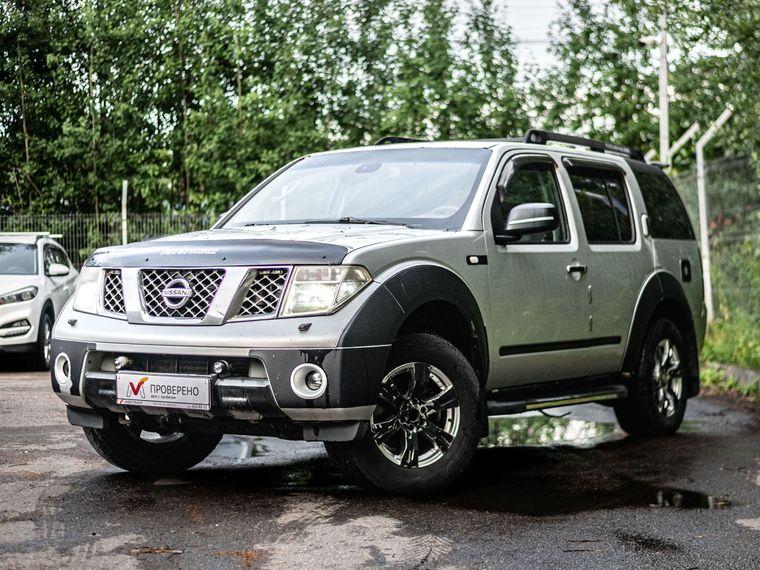 Nissan Pathfinder, 