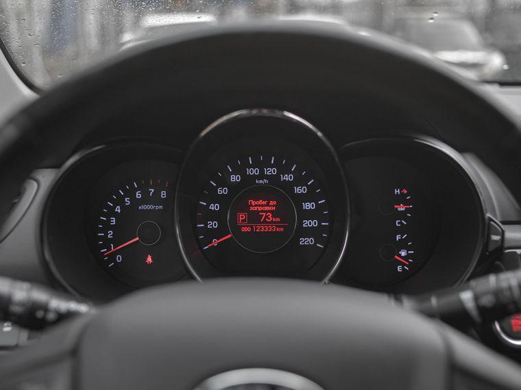 Kia Rio,  - вид 4