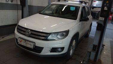 Volkswagen Tiguan 2013 года, 277 671 км - вид 1