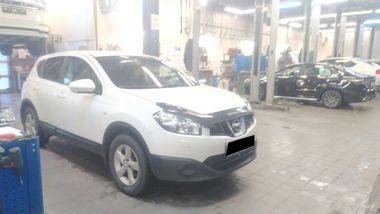 Nissan Qashqai 2010 года, 175 550 км - вид 2