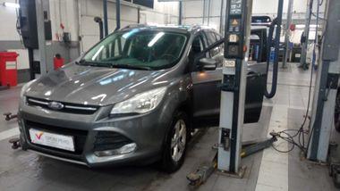Ford Kuga 2013 года, 255 538 км - вид 2