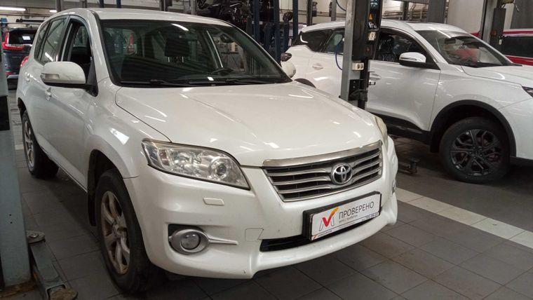 Toyota RAV4 2011 года, 327 082 км - вид 2