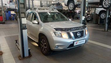 Nissan Terrano 2017 года, 205 305 км - вид 2
