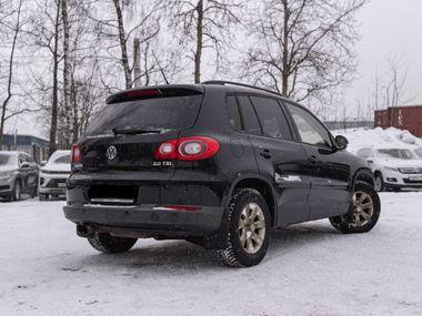 Volkswagen Tiguan 2010 года, 253 793 км - вид 2