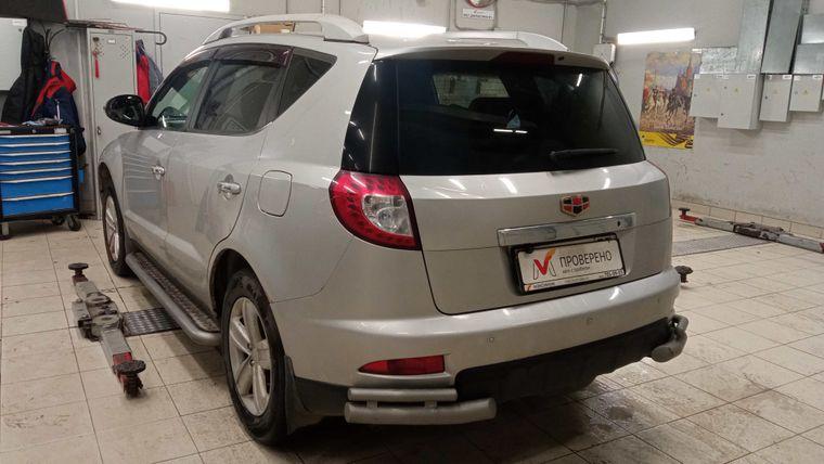 Geely Emgrand X7,  - вид 3