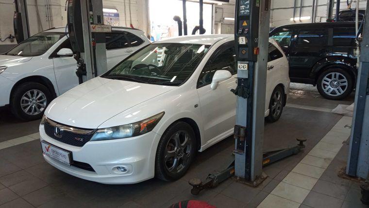 Honda Stream 2008 года, 86 818 км - вид 1