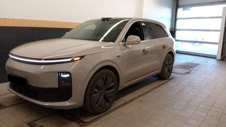 Li Auto L6 2024 года, 24 881 км - вид 1