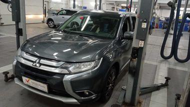 Mitsubishi Outlander 2015 года, 110 168 км - вид 1