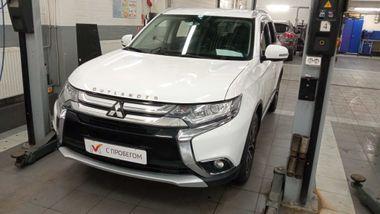 Mitsubishi Outlander 2016 года, 135 963 км - вид 1