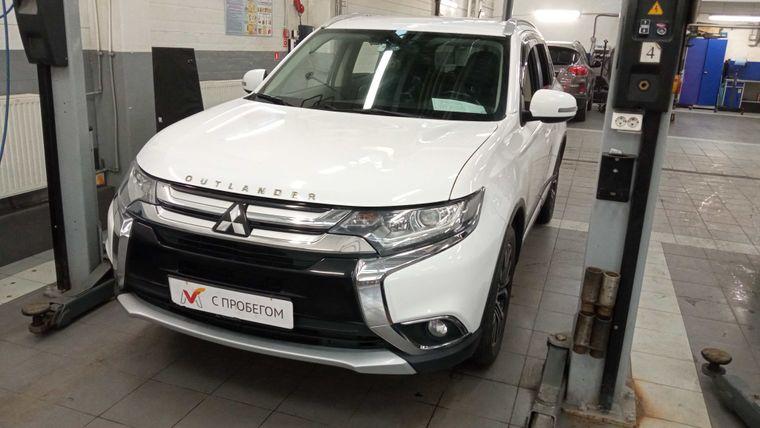 Mitsubishi Outlander, 2016