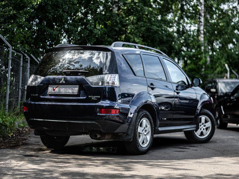 Mitsubishi Outlander,  - вид 1