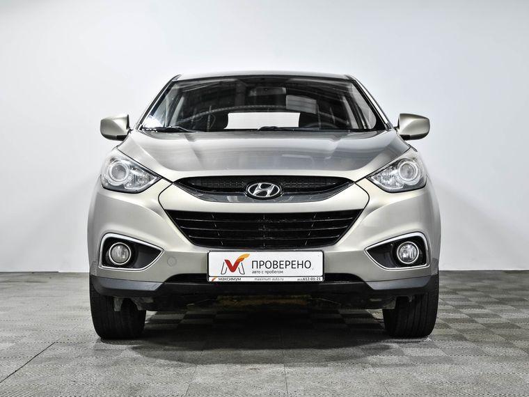 Hyundai ix35 2010 года, 258 566 км - вид 2