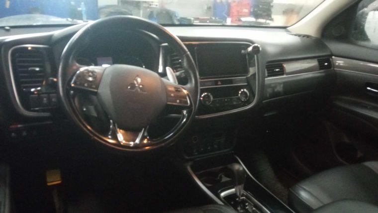Mitsubishi Outlander,  - вид 4