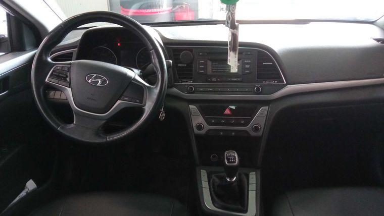 Hyundai Elantra,  - вид 4