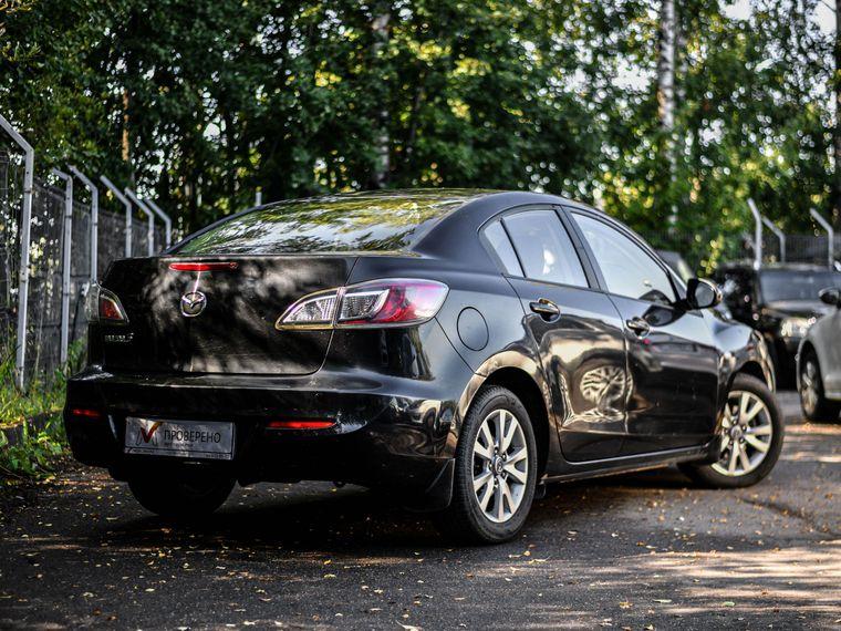 Mazda 3,  - вид 1