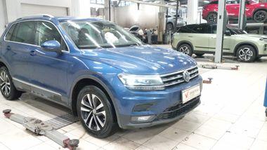 Volkswagen Tiguan 2019 года, 36 959 км - вид 2