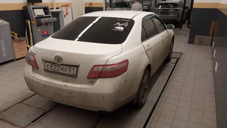 Toyota Camry,  - вид 2