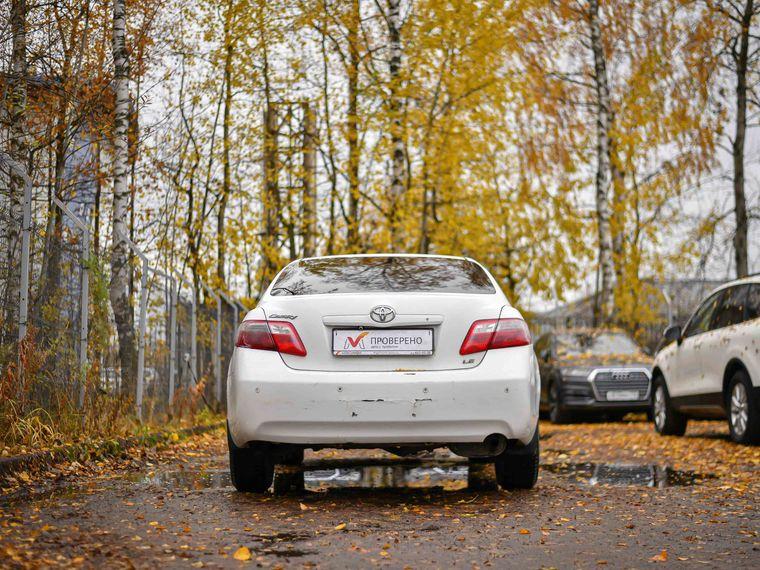 Toyota Camry,  - вид 3