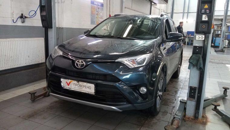 Toyota RAV4 2017 года, 87 948 км - вид 1