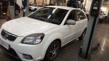 Kia Rio 2011 года, 230 943 км - вид 1