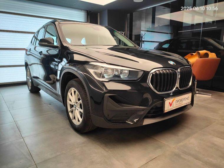 BMW X1, 2021 - вид 2
