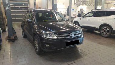 Volkswagen Tiguan 2012 года, 191 031 км - вид 2