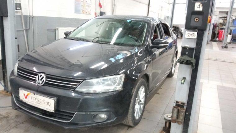 Volkswagen Jetta 2013 года, 147 319 км - вид 1
