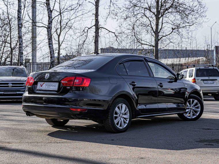 Volkswagen Jetta 2013 года, 147 319 км - вид 2