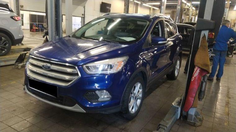 Ford Kuga 2017 года, 97 750 км - вид 1