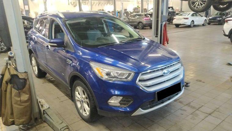 Ford Kuga 2017 года, 97 750 км - вид 2