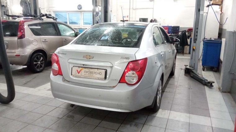 Chevrolet Aveo,  - вид 2