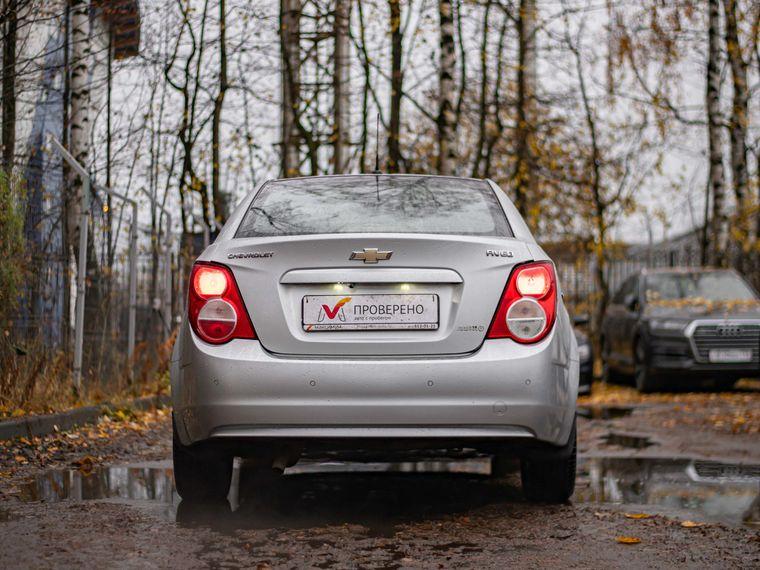 Chevrolet Aveo,  - вид 3