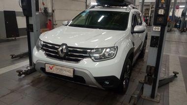 Renault Duster 2021 года, 82 444 км - вид 1